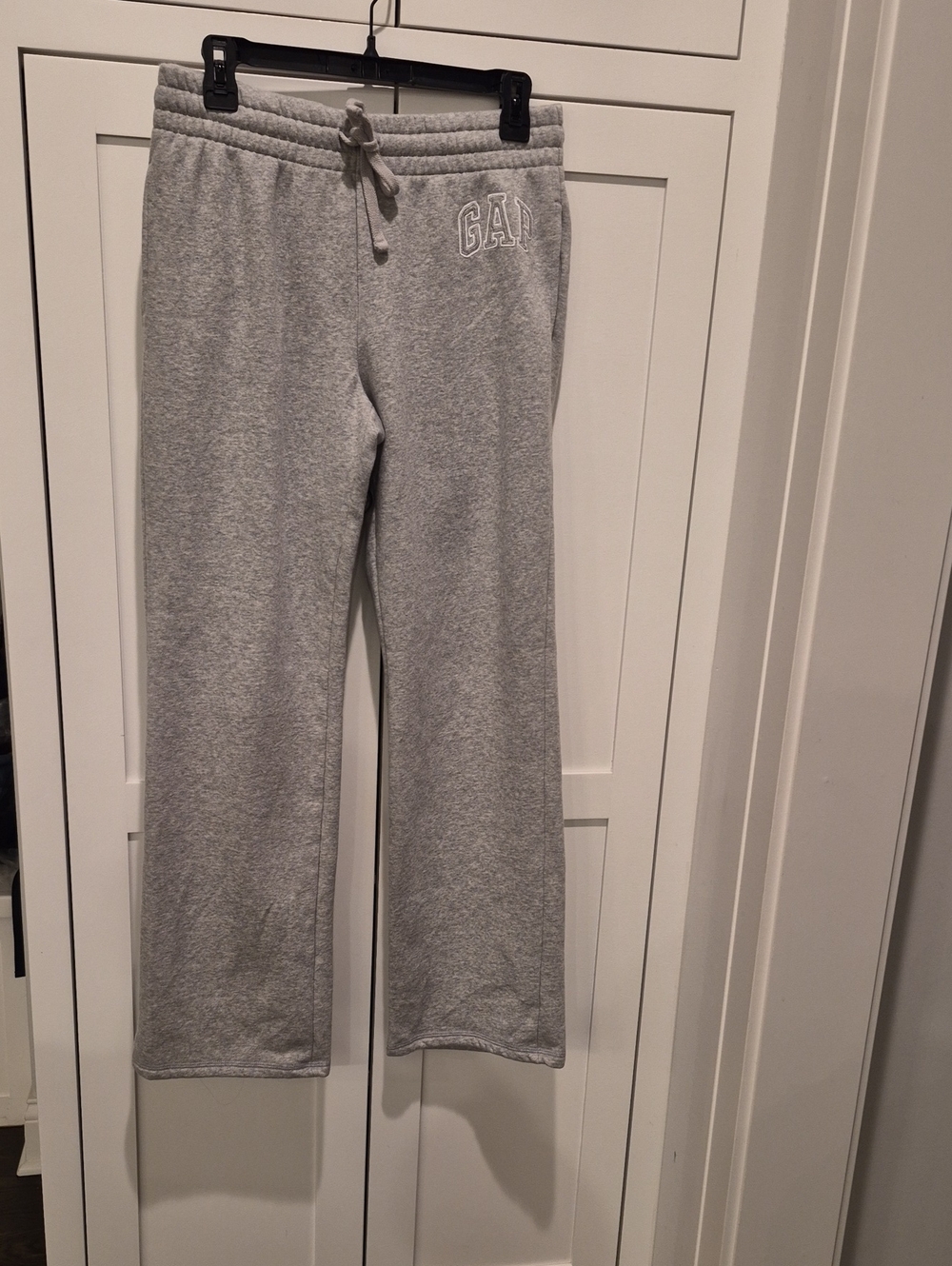 GAP Gray Sweatpants with Drawstring Waist Size SMALL
